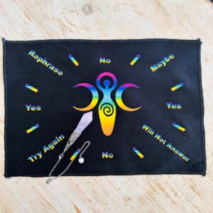 Tapis pendulaire déesse de la lune multicolore en coton noir 33 cm - Boutique La Porte des Secrets