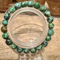 Bracelet en Turquoise d'Afrique, perles 8 mm avec ou sans apprêts. Bracelet élastique fait sur mesure au besoin. Boutique minéraux du Monde La Porte des Secrets