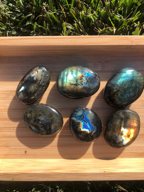 Labradorite galet de Madagascar