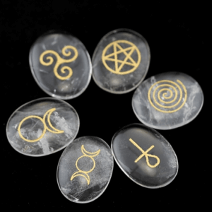 Wicca 6 palets de forme ovale plate d'excellente qualité, symboles wicca gravés or. Boutique ésotérique La Porte des Secrets
