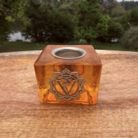 Bougeoirs chakra Plexus solaire en verre - couleur jaune - taille environ 4.8 x 4.8 cm hauteur 43.8 cm.