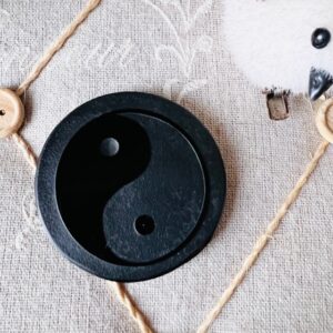 Miroir Obsidienne noire gravé Yin-Yang 6cm - Boutique La Porte des Secrets
