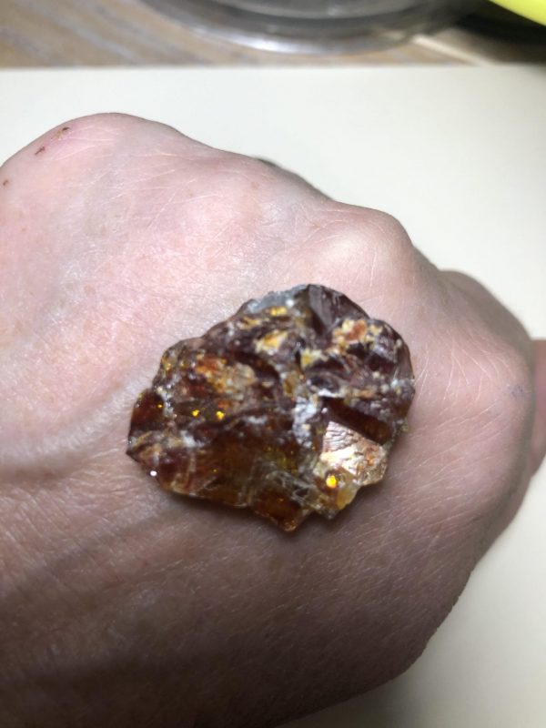 Pierre BLENDE miel d'Espagne, pierre très rare - boutique La Porte des Secrets