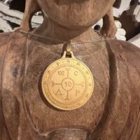 Amulette de désenvoûtement doré - 3cm - Boutique La Porte des Secrets