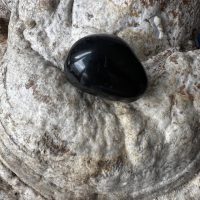 Pierre Roulée ONYX NOIR Brésil ou Mexique - boutique La Porte des Secrets