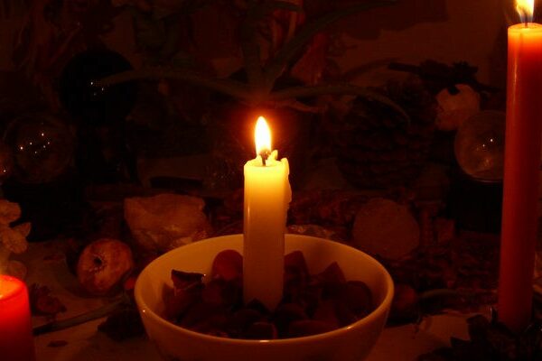 grimoire-des-secrets-la-magie-des-bougies