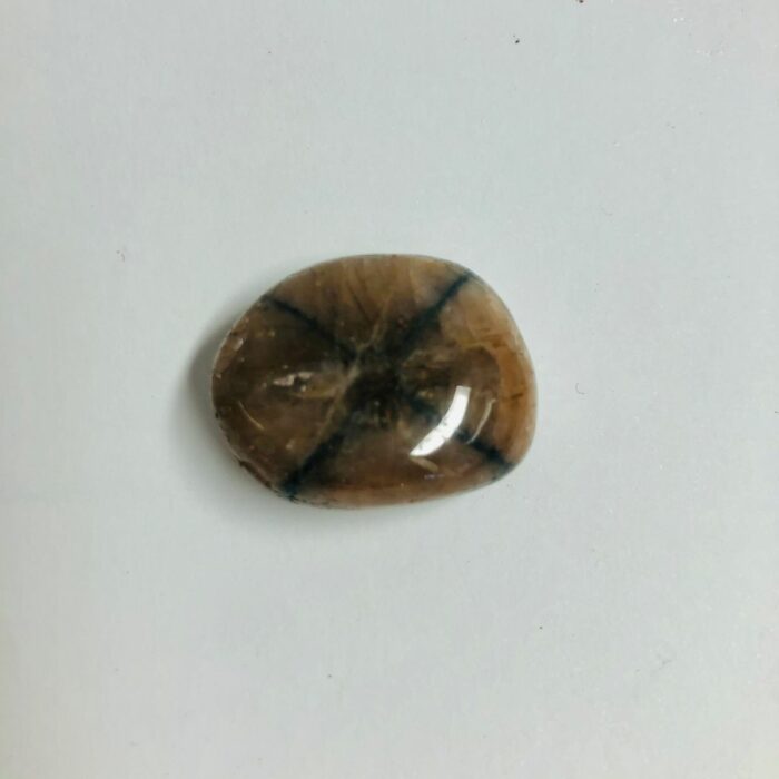 pierre Andalousite de Bretagne France - appelé Chiastolite - boutique La Porte des Secrets