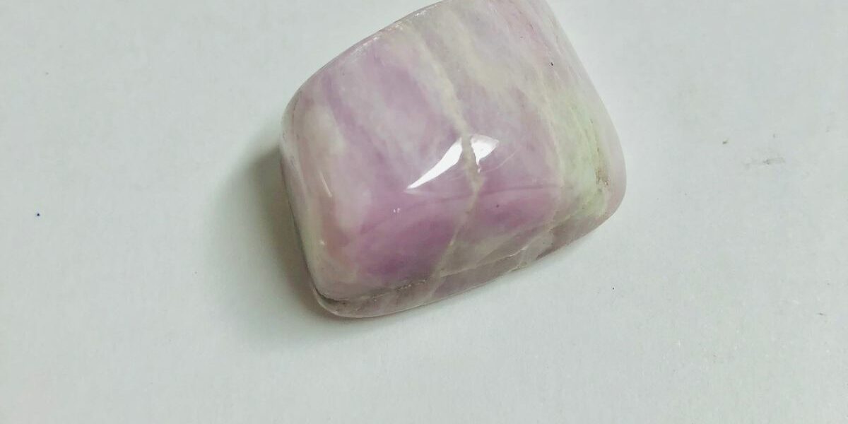 Pierre de KUNZITE ROSE