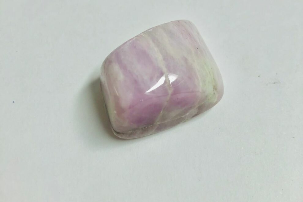 Pierre de KUNZITE ROSE