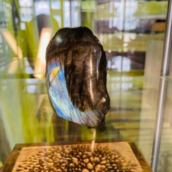 Labradorite polie 1 face de Madagascar - Boutique La Porte des Secrets