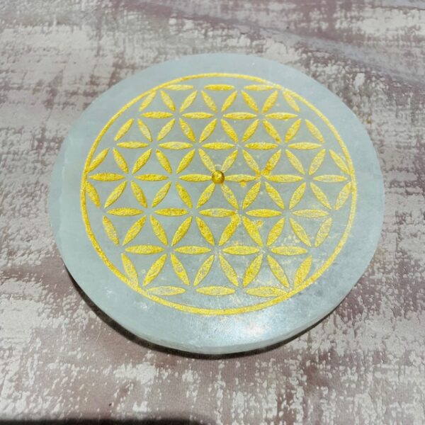 pierre sélénite gravé fleur de vie, rechargement ou Porte encens - Boutique La Porte des Secrets