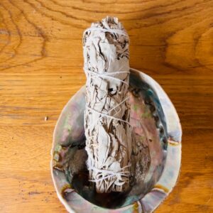 Sauge Blanche en bâton (smudge) 80 gr Californie - Boutique ésotérique La Porte des Secrets
