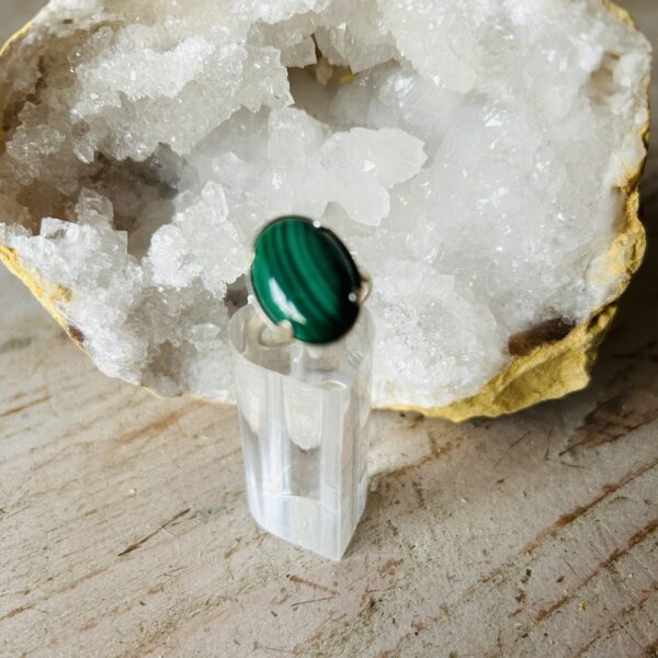 Bague Malachite du Congo sur argent Mexique T 52-56 - Boutique La Porte des Secrets