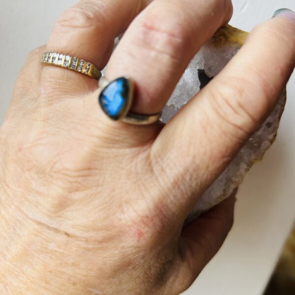 Bague labradorite forme libre sur argent Mexique T 57-58 - Boutique La Porte des Secrets