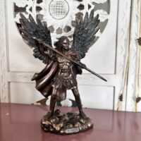 Archange Michael sattue artisanale 29 cm Nemesis Now boutique ésotérique La Porte des Secrets