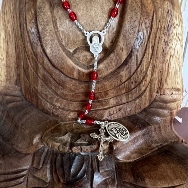 Capelet Sacré Cœur de Jésus 38cm perles rouges 38cm - Boutique La Porte des Secrets