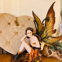 Fée de l'Automne 40cm - peinte à la main - Boutique ésotérique La Porte des Secrets