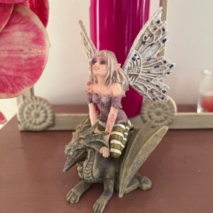 Elfe et Dragons staue elfique du monde de l'invisible 14cm - Boutique La Porte des Secrets