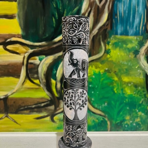 Porte Encens tour en Pierre Ollaire, sculptée Arbre de Vie / Eléphant - 28cm - Boutique ésotérique La Porte des Secrets