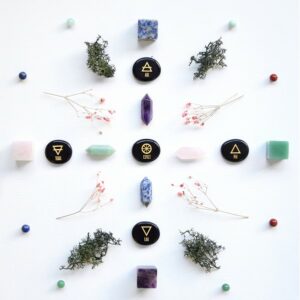 Galet 5 éléments pour se connecter à l'univers - Obsidienne noire - Boutique La Porte des Secrets