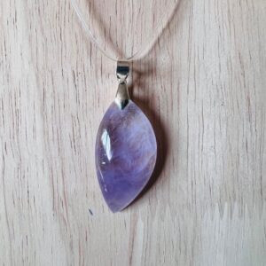 Améthyste de Bolivie - Pendentif forme feuille 3.7cm - Boutique La Porte des Secrets