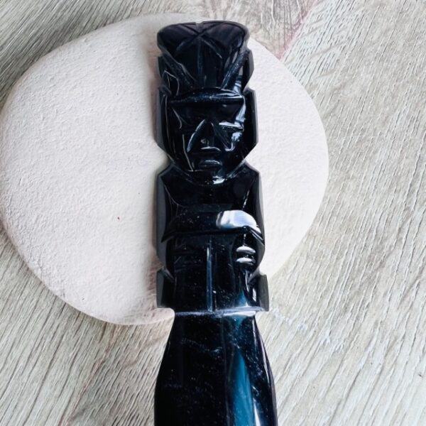 Dague aztèque obsidienne dorée du Mexique, 19 cm - Boutique La Porte des Secrets