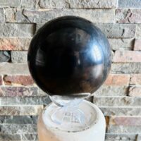 Sphère en Shungite de Russie 160mm, 0.796 kg sans défauts boutique La Porte des Secrets