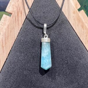 Calcite bleue pendentif sur argent forme pilier Boutique de lithothérapie La Porte des Secrets