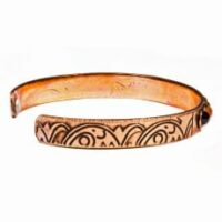 Bracelet en cuivre magnétique gravé avec pierres 7 chakras - ajustable - Boutique ésotérique La Porte des Secrets