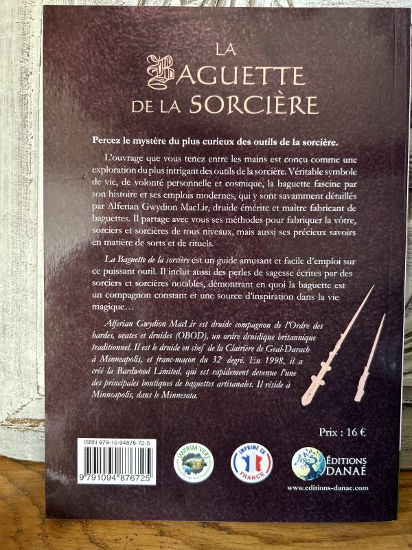 La baguette de la sorcière - L'art, les traditions et la magie des bâtons - Boutique ésotérique La Porte des Secrets