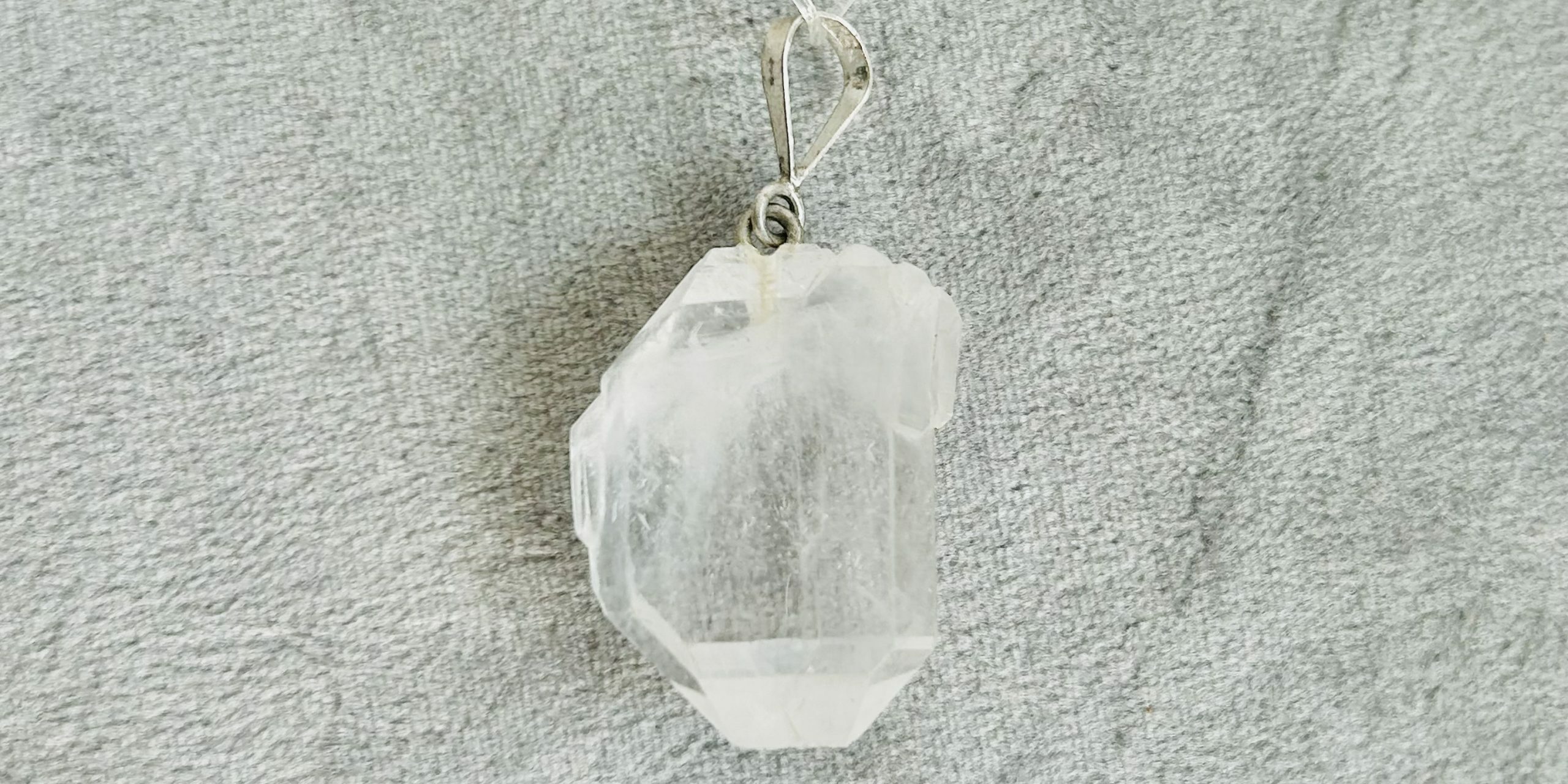 Quartz à Âme pierre rare du Pakistan - pendentif - Boutique La Porte des Secrets