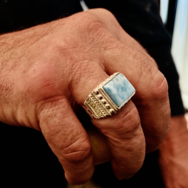 Chevalière Larimar extra sur argent model exclusif Blue Stone - Boutique La Porte des Secrets