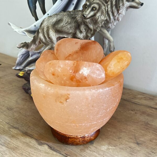 Lampe de sel rose coupe remplie de 5 grands cœurs de sel environ 3.5 kg - Boutique La Porte des Secrets