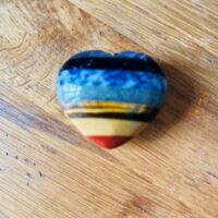 Cœur 7 chakras en pierre 5 cm
