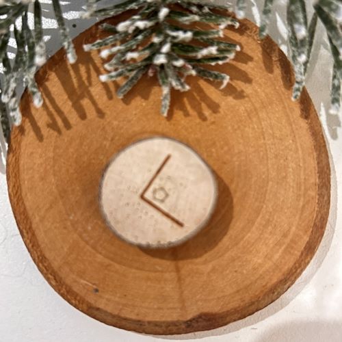 Rune 6. KENAZ en bois brut naturel - Boutique La Porte des Secrets