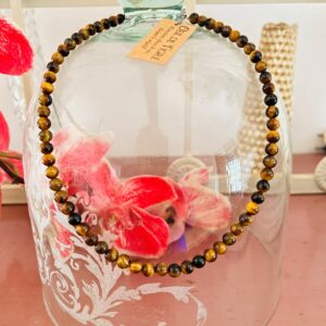 Ras de cou en Oeil de tigre perles 8mm boutique La Porte des Secrets