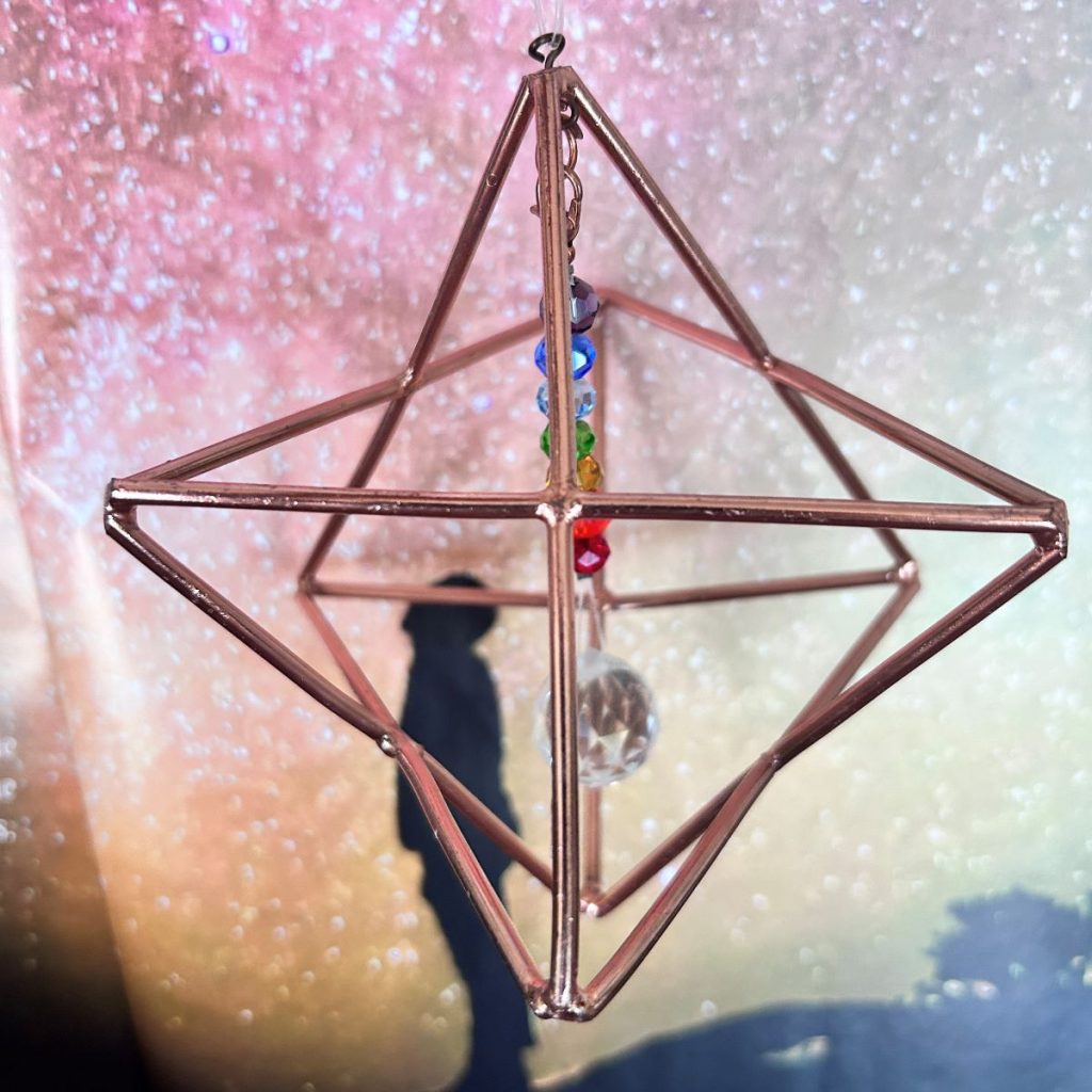 Grand Merkaba en cuivre et cristaux - Grimoire des Secrets à La Porte des Secrets