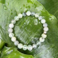 Bracelet en Quartz vert Madagascar - perles 8mm boutique La Porte des Secrets