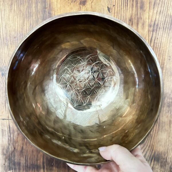 Bol tibétain Fleur de vie 14.5 - bol chantant médecine poids 1.071 kg - Boutique ésotérique La Porte des Secrets