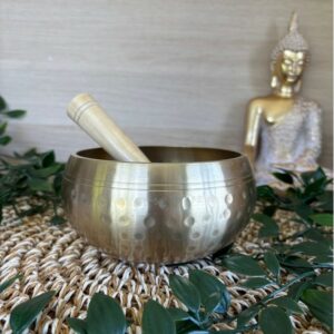Bol Tibétain 11 cm -Bol chantant en laiton martelé finition doré, poids environ 0,699 kg - Boutique ésotérique La Porte des Secrets