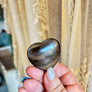 Coeur d'Obsidienne dorée 4 cm 100% de reflets - Boutique La Porte des Secrets