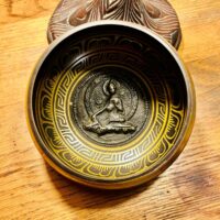 Bol tibétain Bouddha et mantras - bol chantant artisanal 12 cm - Boutique ésotérique La Porte des Secrets
