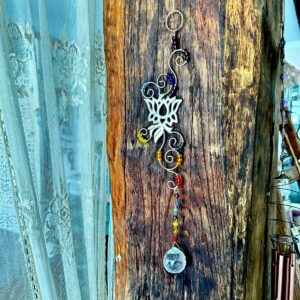 Capteur solaire 7 chakras fleur de lotus longueur 32 cm boutique ésotérique La Porte des Secrets