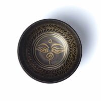 Bol médecine chantant tibétain gravé mantras et Oeil de Bouddha 14 cm. Boutique ésotérique La Porte des Secrets