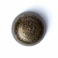 Bol médecine Tibétain traditionnel gravé mantras avec oeil de Bouddha 14 cm. Boutique ésotérique La Porte des Secrets