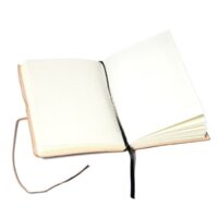 Grimoire pentacle en cuir et pages papier kraft Khadi traditionnel, certifié FSC. Boutique de ésotérique La Porte des Secrets