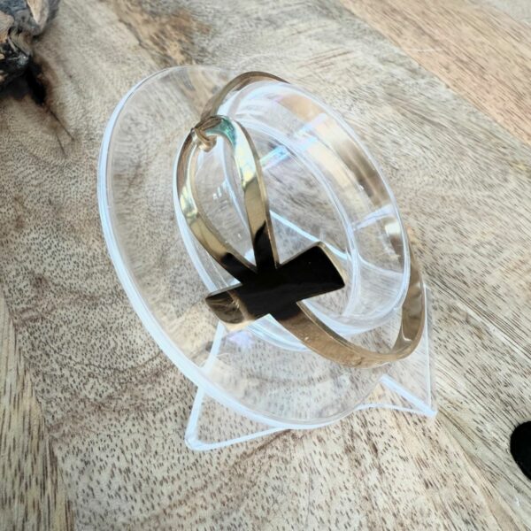 Bracelet croix de vie en métal doré inoxydable azjustable poignet 16-19cm environ; Très féminin, agréable et facile à porter. Tour de poignet de 15 à 20 cm. Boutique ésotérique La Porte des Secrets