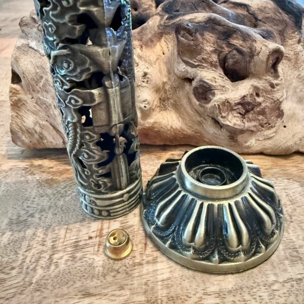 Porte-encens tour verticale bronze, motifs phénix & dragon - pour cône et bâton d'encens. Boutique La Porte des Secrets en Dordogne